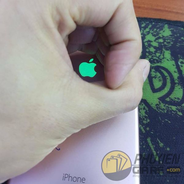 logo táo dạ quang - miếng dán logo iphone - miếng dán logo apple phát sáng (12569)